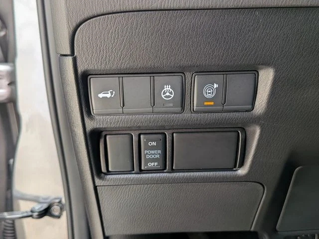 Used 2023 Gray Nissan SL image 18