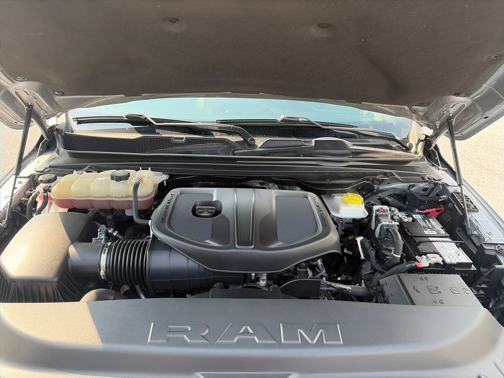 Used 2025 Billet Silver Metallic Ram Laramie image 22