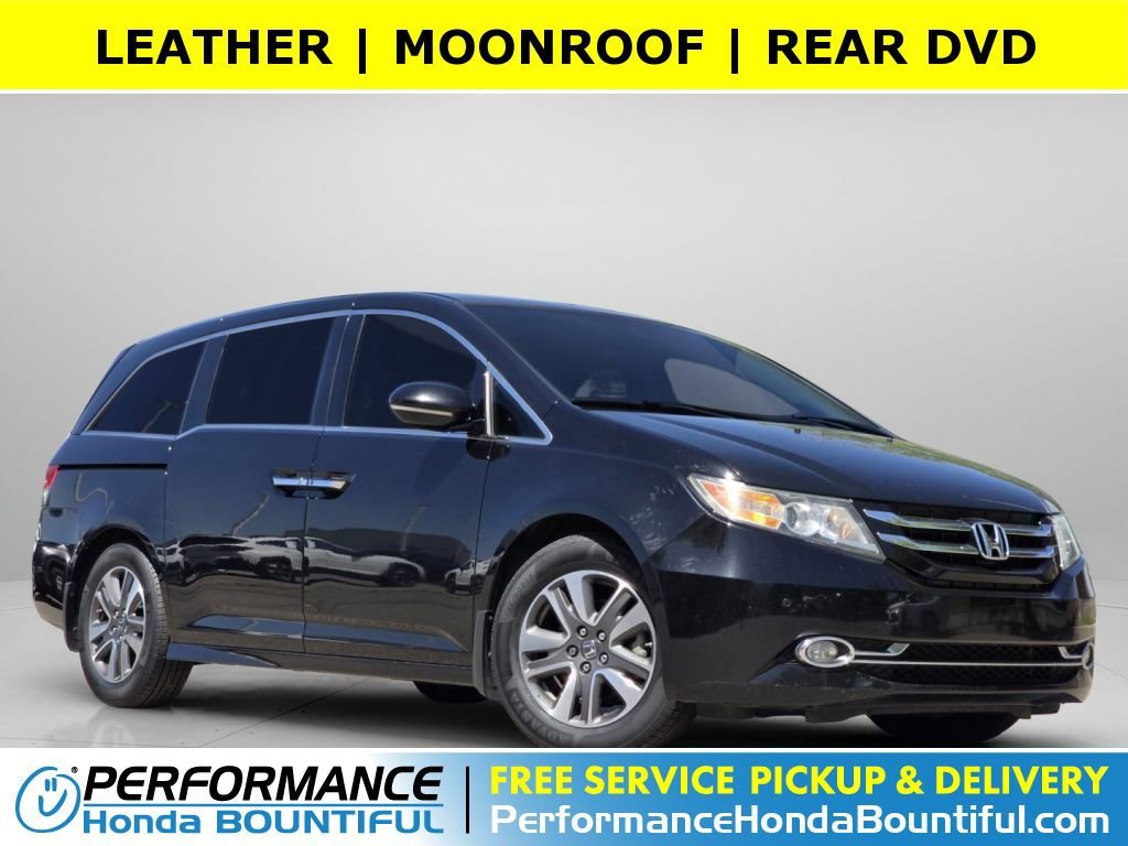 2014 Honda Odyssey Touring's photo