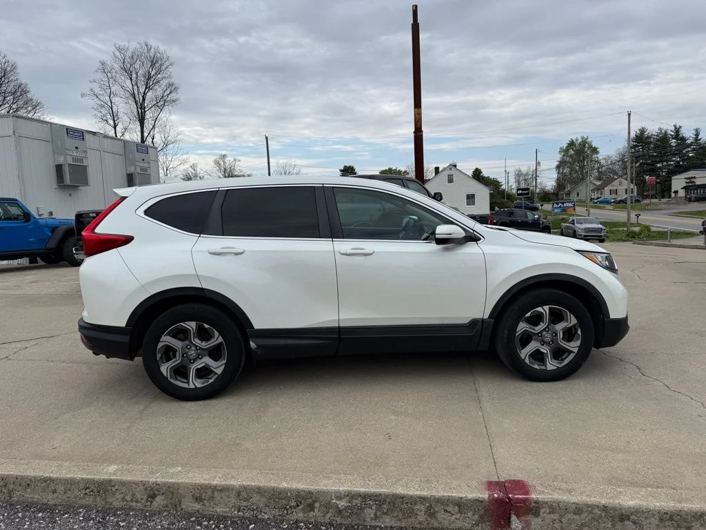 Used 2017 White Honda EX image 5