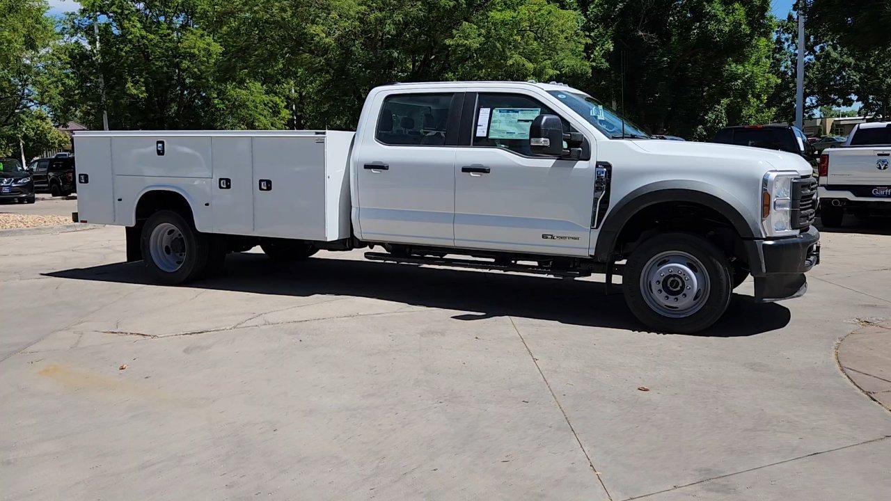 2025 Ford F-550 Super Duty Chassis Cab XL - Photo 14