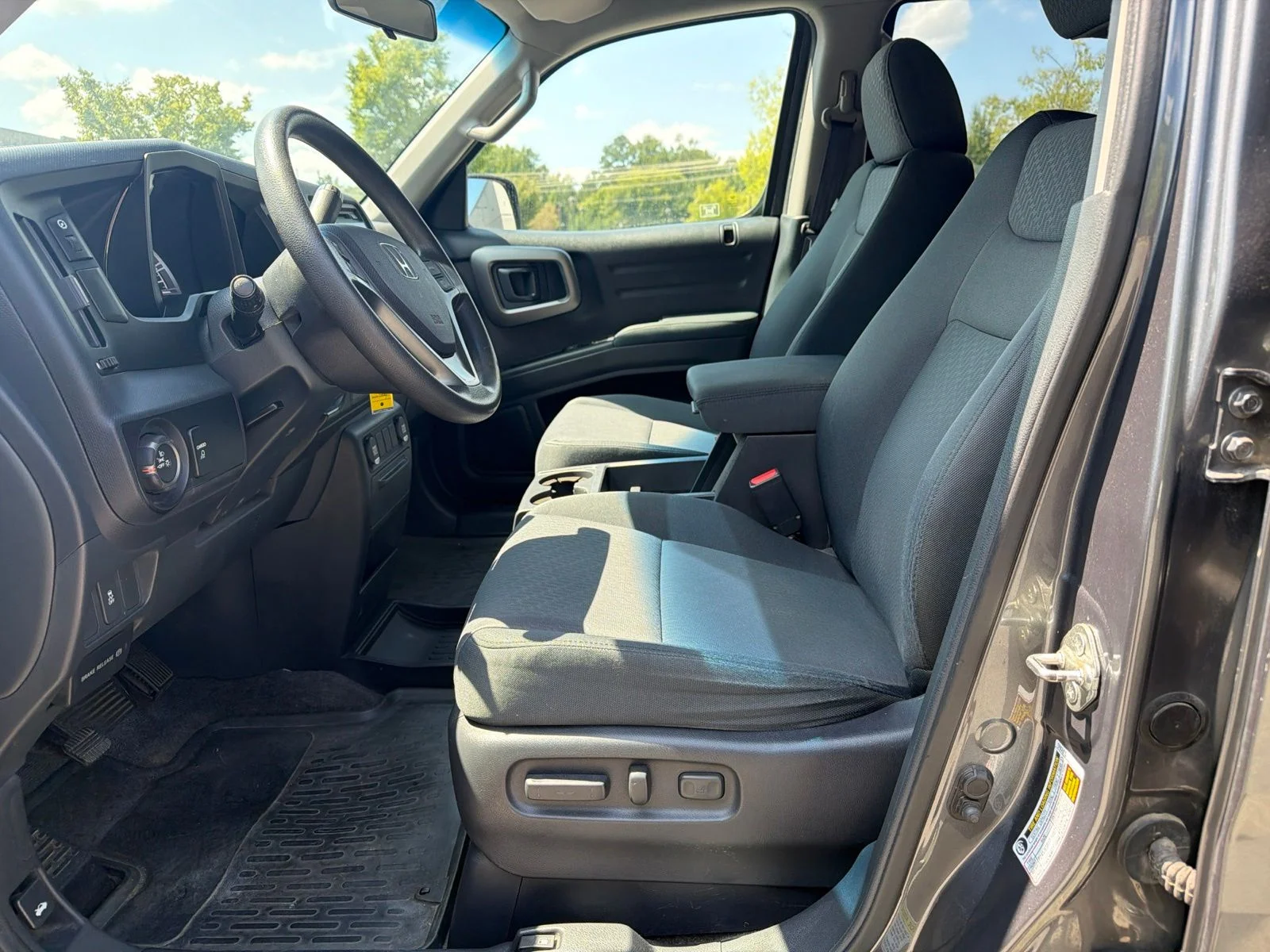 Used 2011 Gray Honda RTS image 9
