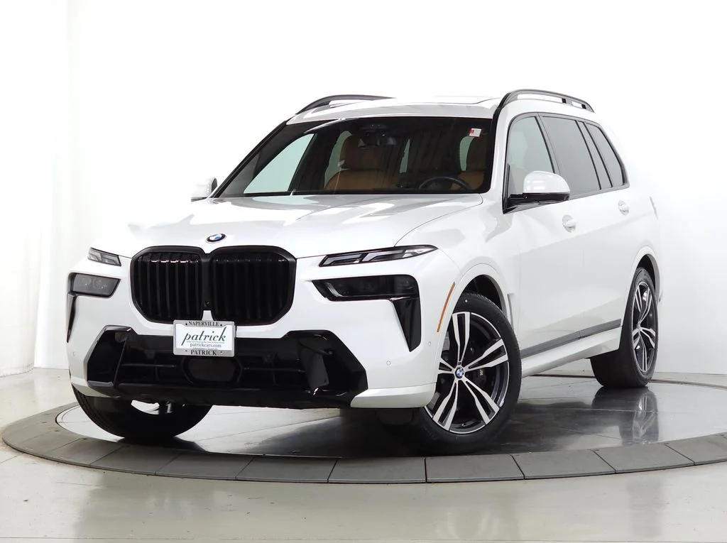 2023 BMW X7 xDrive40i's photo