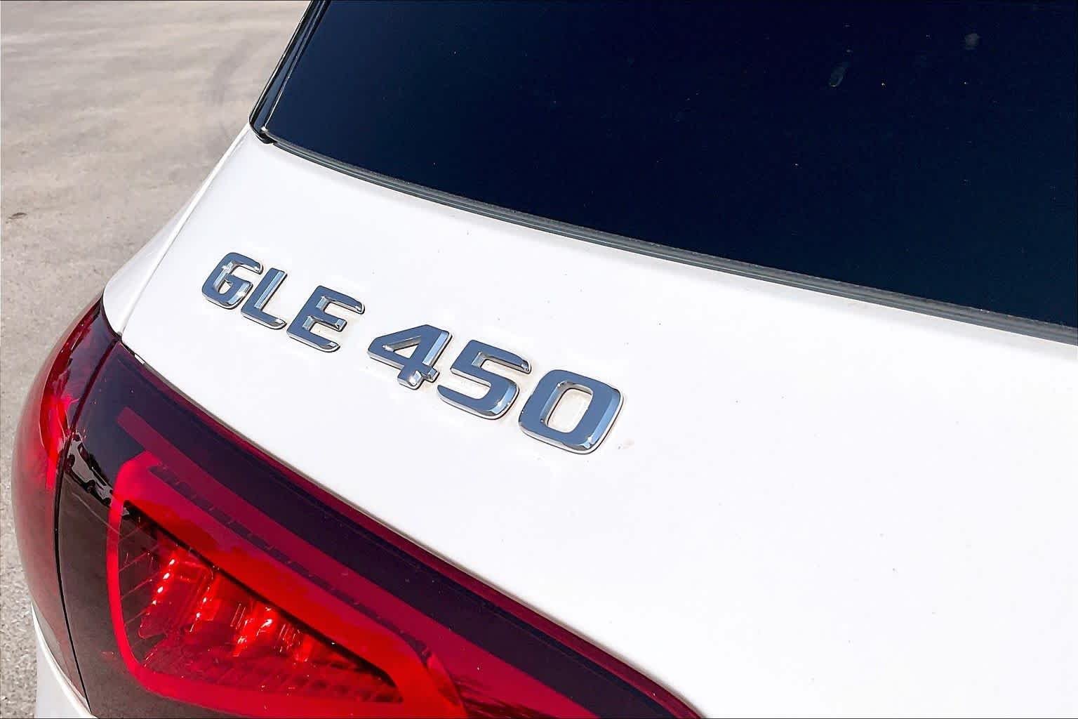 Used 2023 Polar White Mercedes-Benz GLE 450 image 10