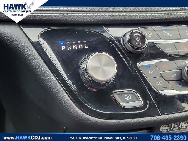 Used 2024 White Chrysler Select S Appearance image 24