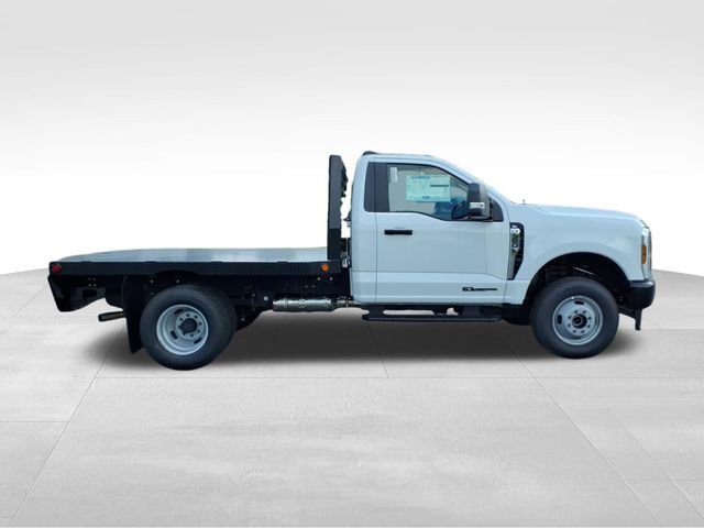 2026 Ford F-350 Super Duty Chassis Cab XL - Photo 15