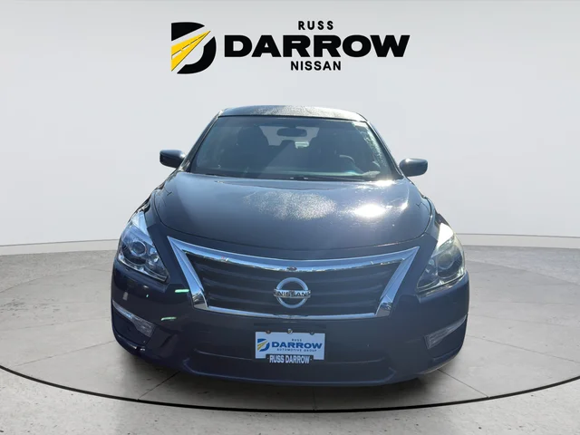 Used 2015 Blue Nissan 2.5 S image 8