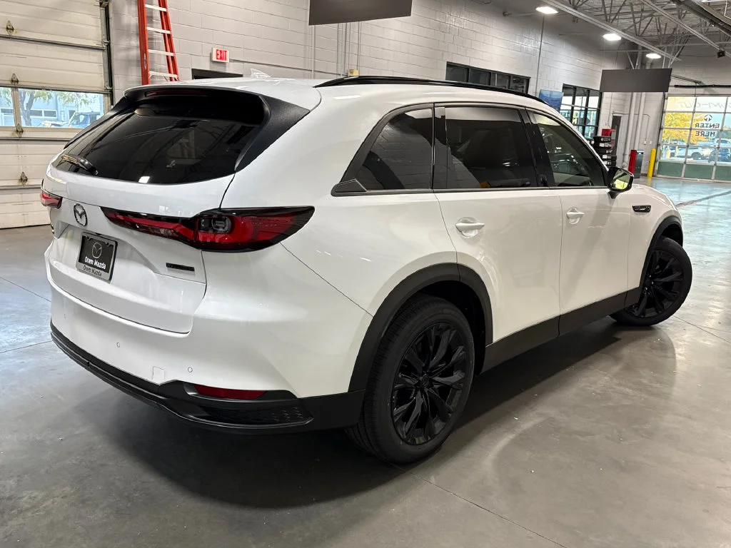 New 2026 Rhodium White Premium Mazda 3.3 Turbo Premium Sport AWD image 2