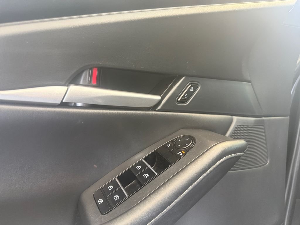 Used 2022 Black Mazda 2.5 S Select Package image 12