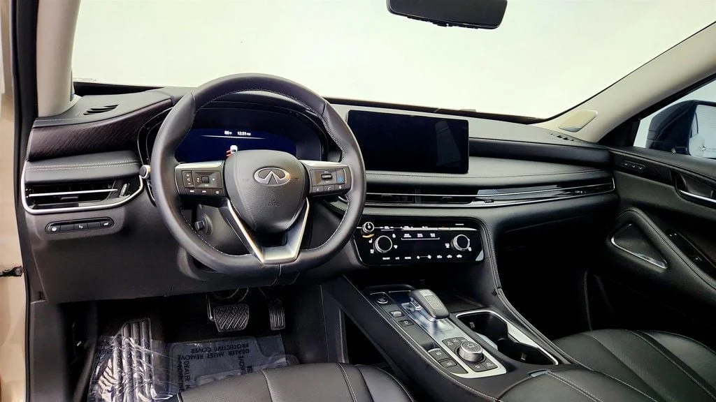 Used 2023 Warm Titanium INFINITI SENSORY AWD image 13