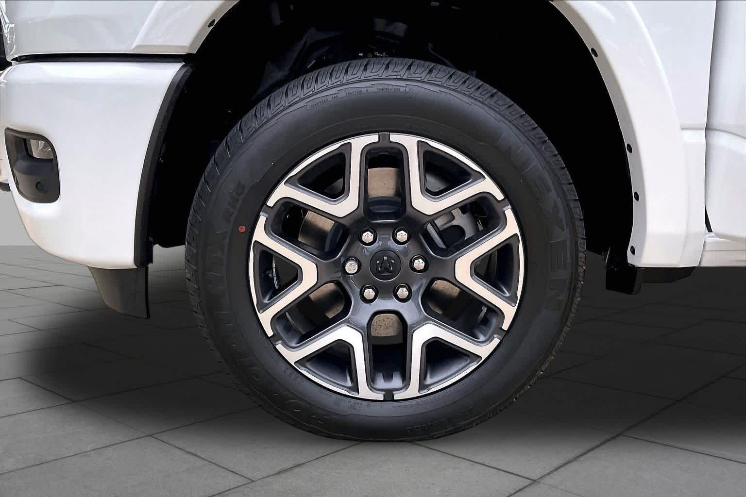 New 2026 Bright White Clear-Coat Exterior Paint RAM Laramie image 11
