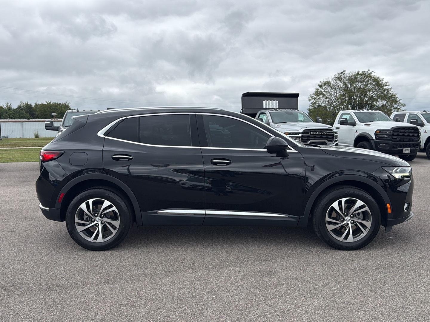 2023 Buick Envision Essence - Photo 9