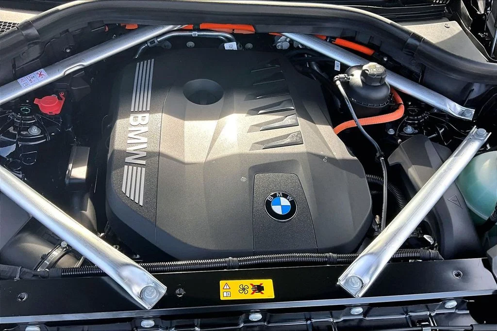 New 2026 BMW X5 xDrive50e 4D Sport Utility