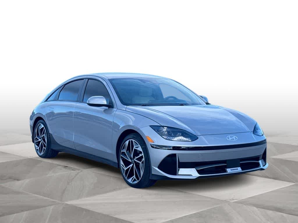 Used 2023 Hyundai IONIQ 6 SEL with VIN KMHM34AA4PA048673 for sale in Doral, FL