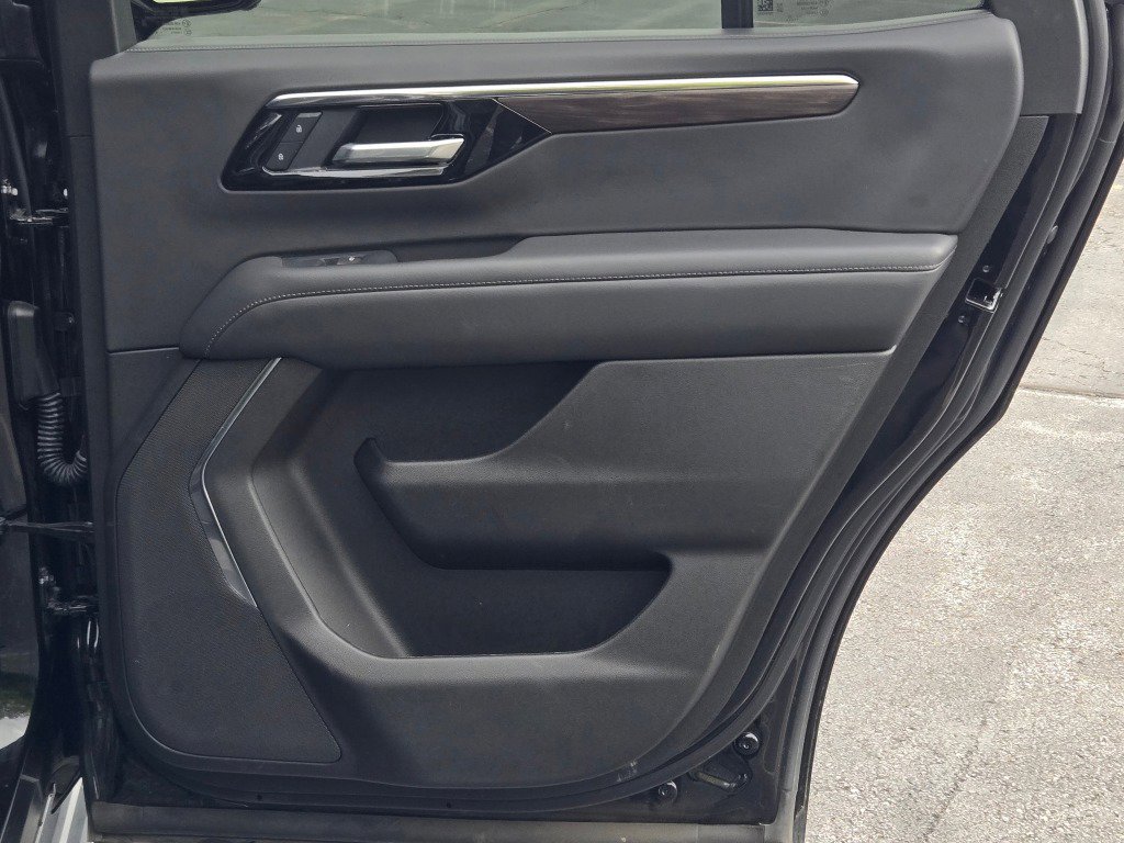 2025 Chevrolet Tahoe LT - Photo 10