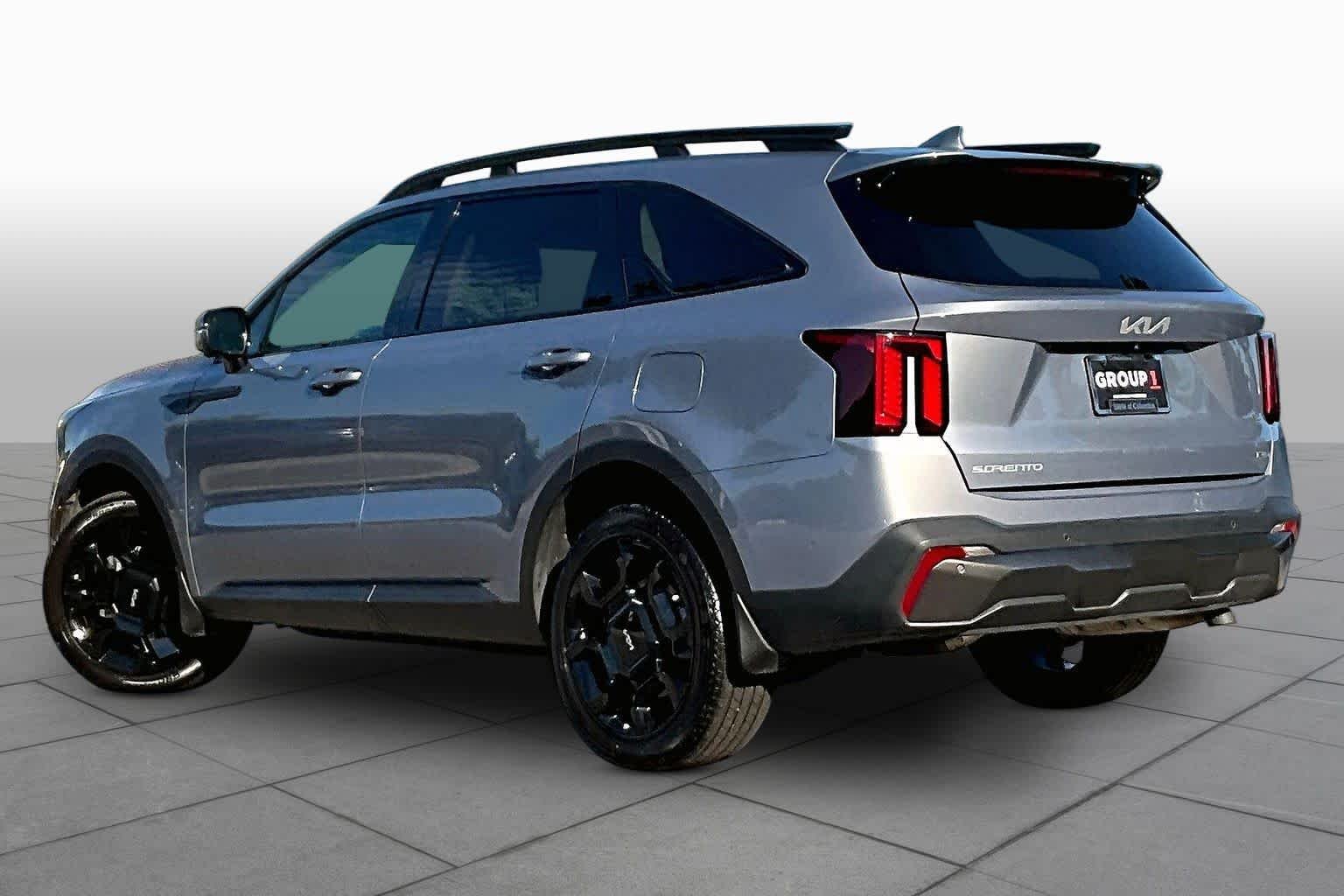 Used 2024 Everlasting Silver Kia X-Line SX image 11
