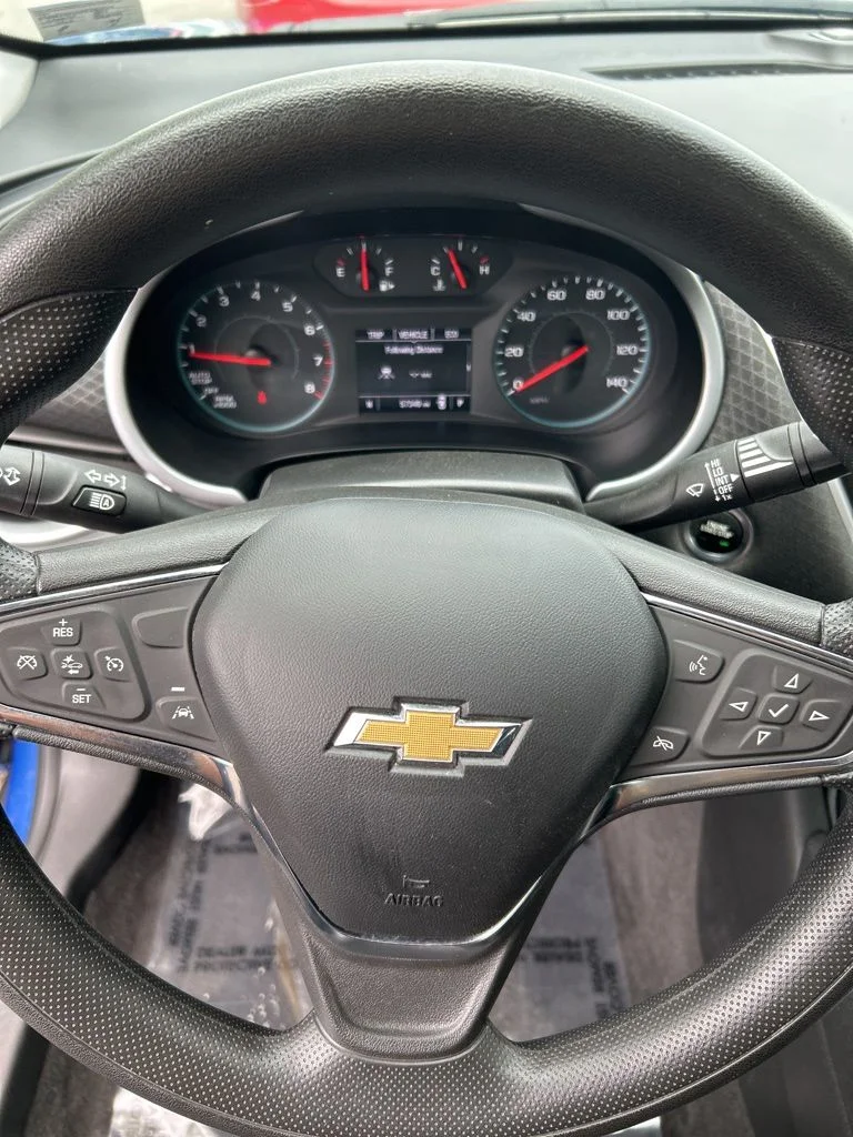 Used 2023 Blue Chevrolet LT image 13