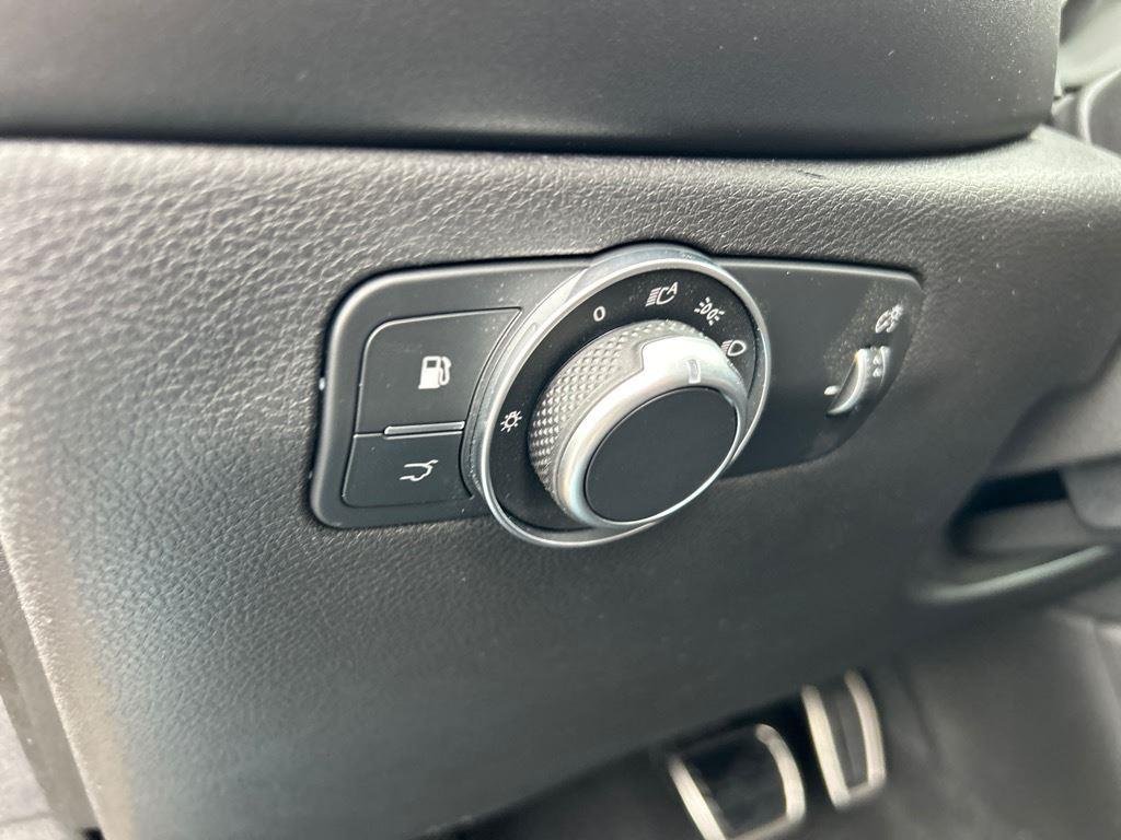 Used 2024 Acapulco Gold Dodge R/T Plus image 9