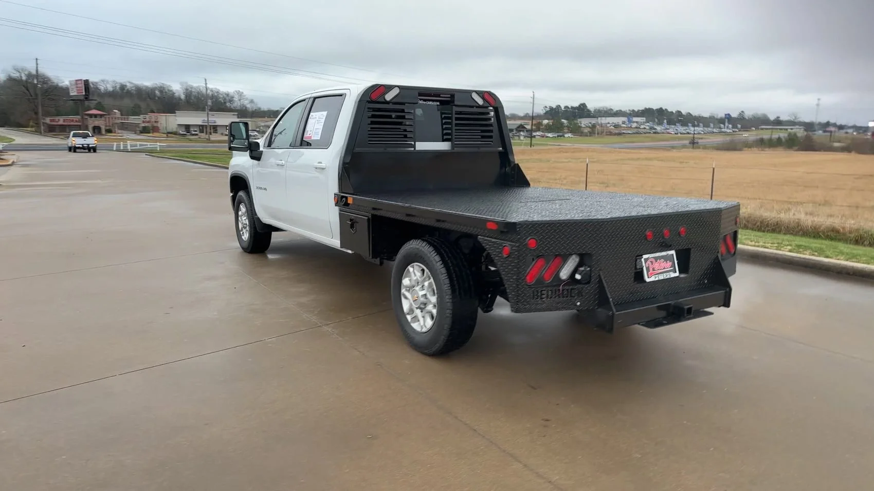 Used 2022 Summit White Chevrolet LT image 6