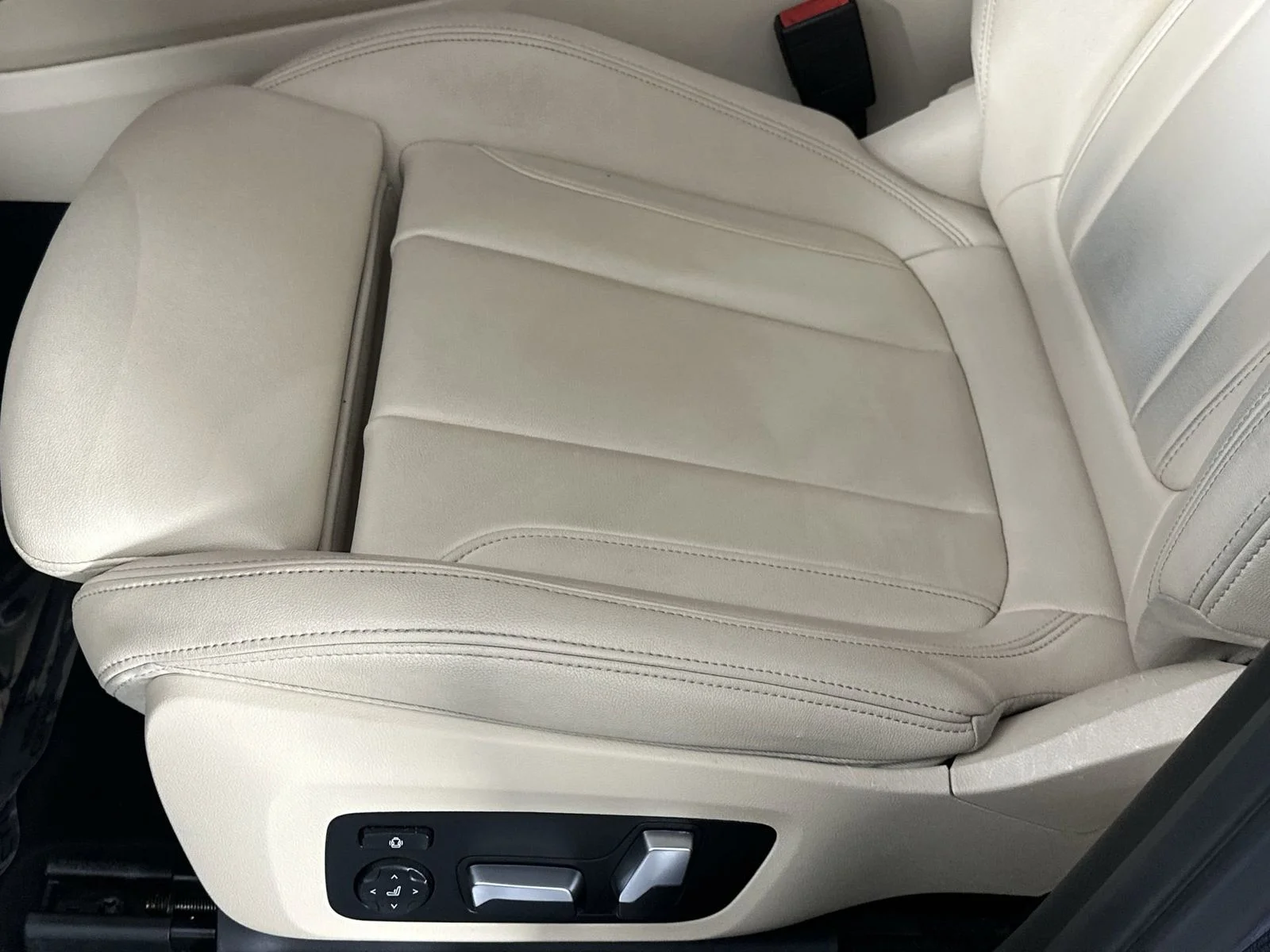 Used 2019 Blue BMW xDrive30i image 12