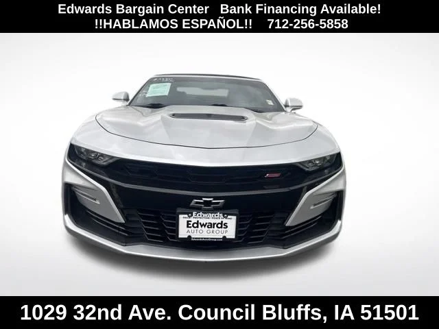 Used 2019 Silver Chevrolet SS image 2