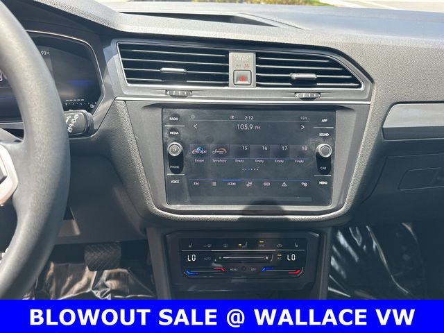 Used 2023 Silver Volkswagen 2.0T SE image 18