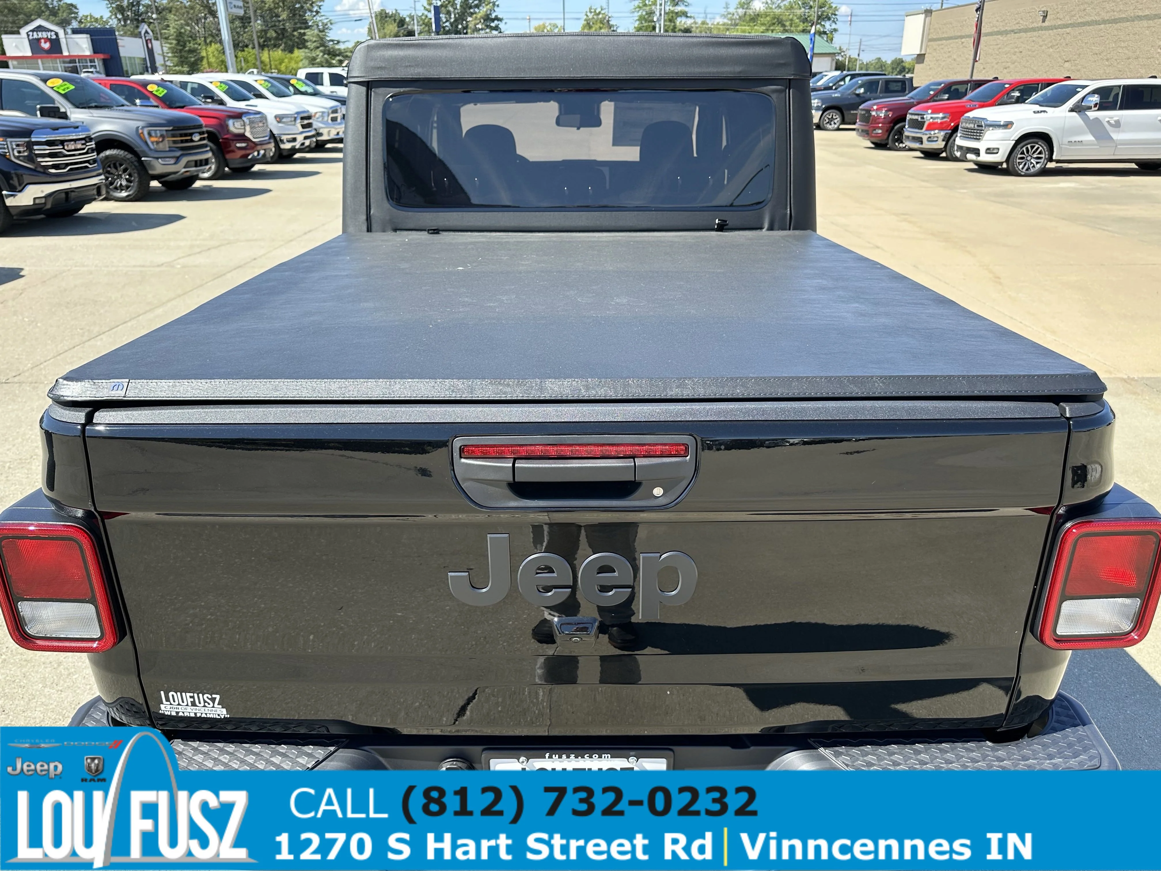 New 2025 Black Clear-Coat Exterior Paint Jeep Sport S image 10