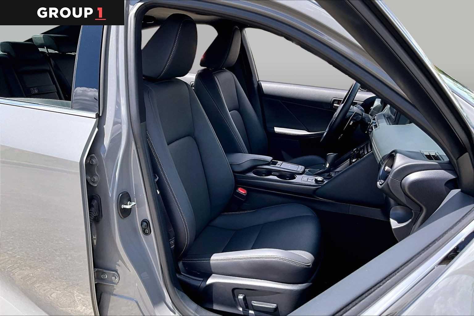 Certified Used 2025 Incognito Lexus F SPORT Design image 8
