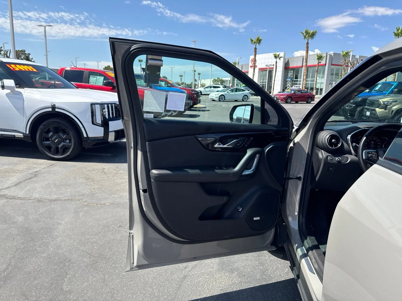 Used 2021 Pewter Metallic Chevrolet Premier image 16