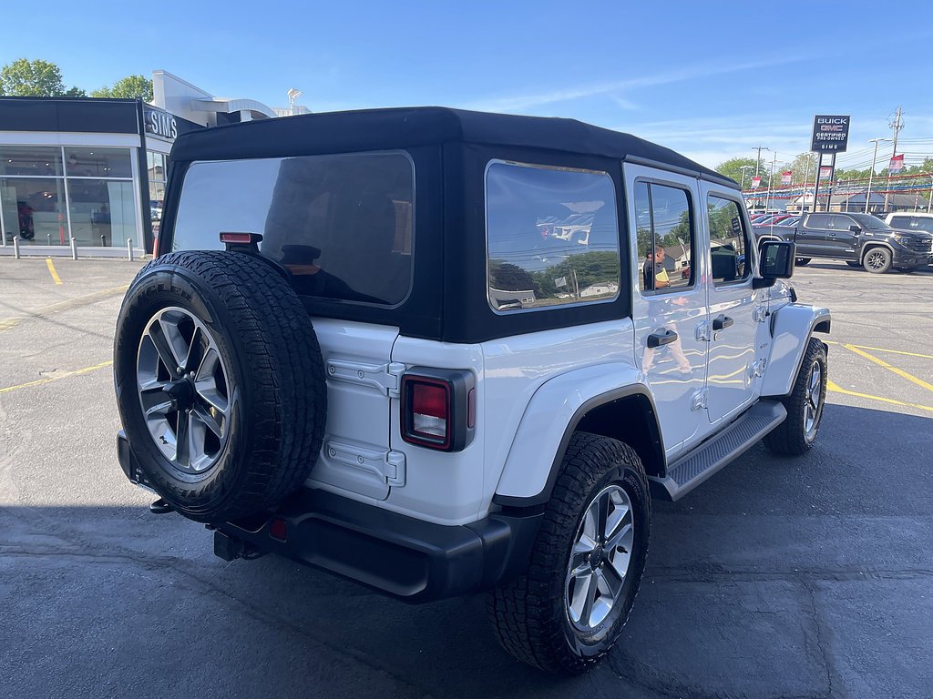 2022 Jeep Wrangler Unlimited Sahara - Photo 9
