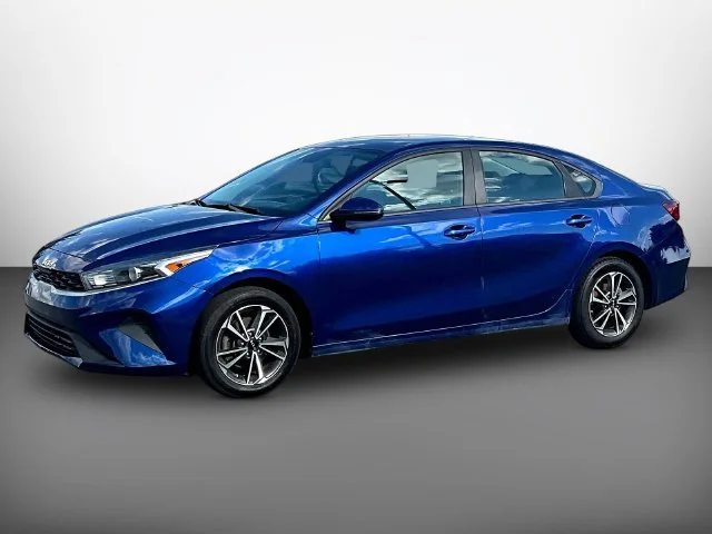 Used 2023 Blue Kia LXS image 3