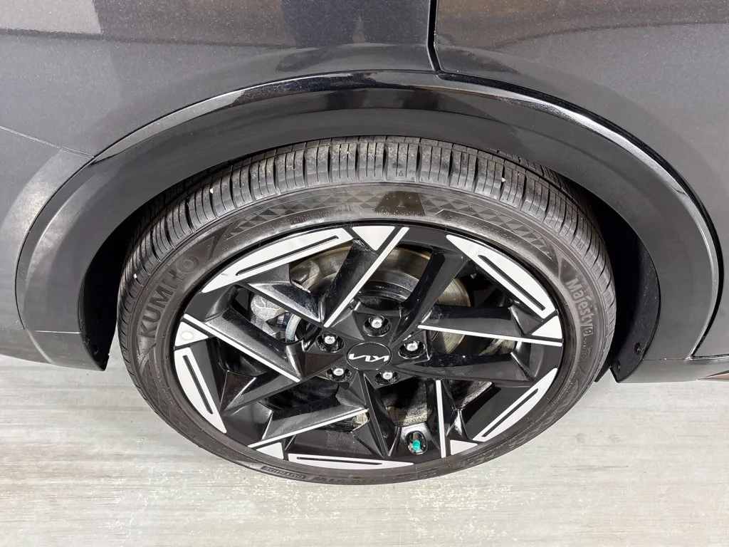 Used 2026 Gray Kia GT-Line image 10