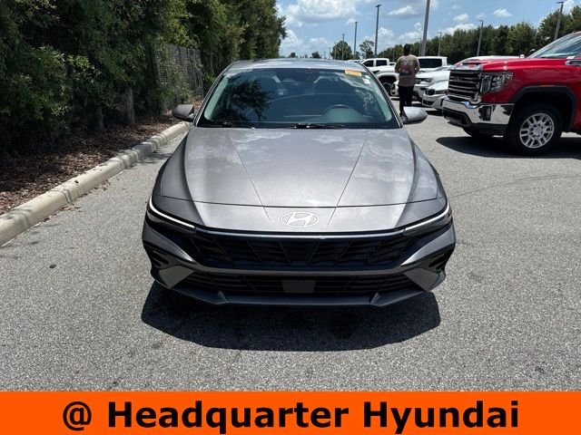 Used 2024 Silver Hyundai SEL image 7
