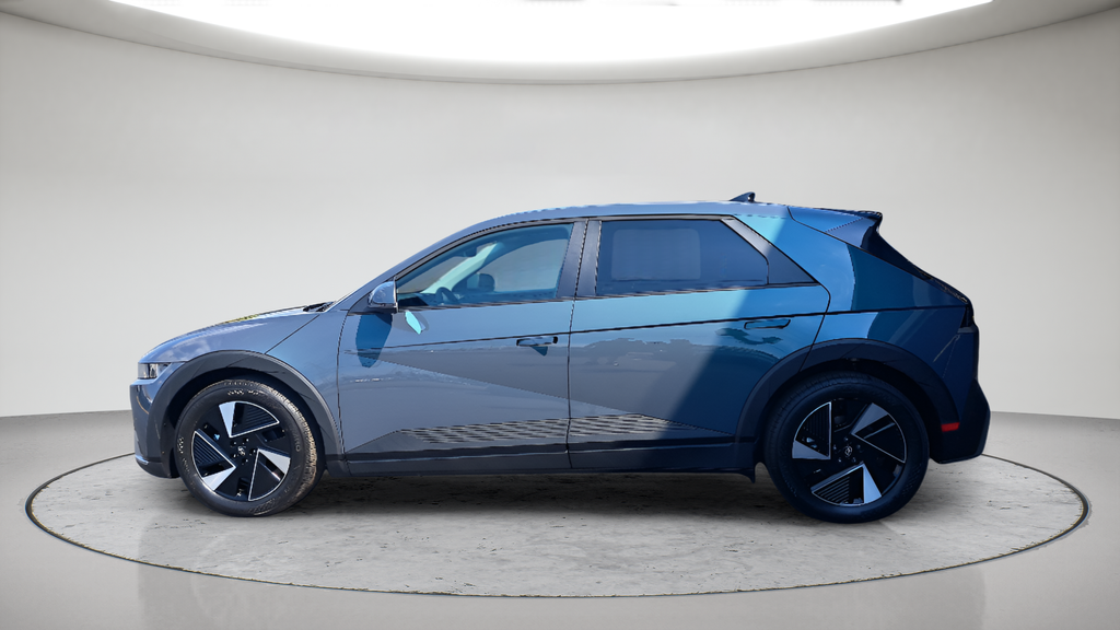 New 2026 Green Hyundai SE image 6