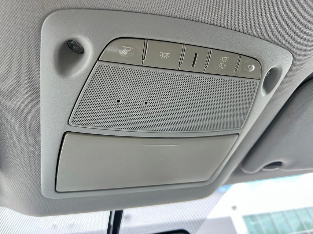 Used 2019 Gray Nissan 3.5 SV image 38