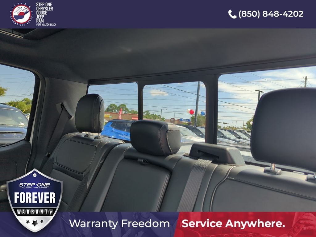 Used 2022 White Ford Raptor image 29