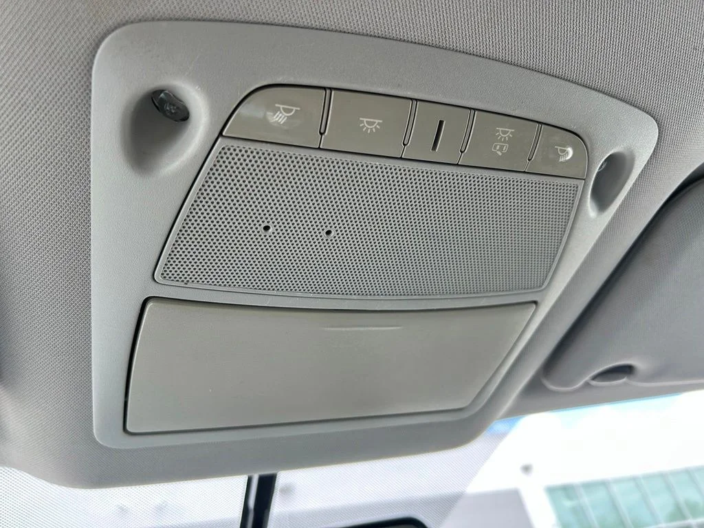 Used 2019 Gun Metallic Nissan 3.5 SV image 38
