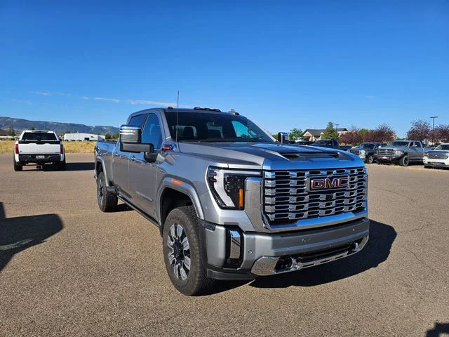 Used 2025 Sterling Metallic GMC Denali image 5