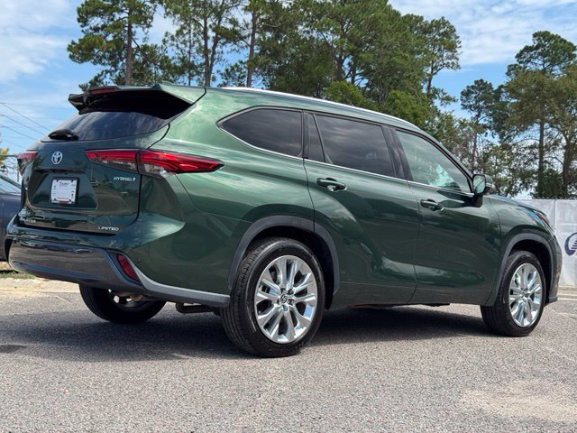 Used 2023 Cypress Toyota Hybrid Limited image 7