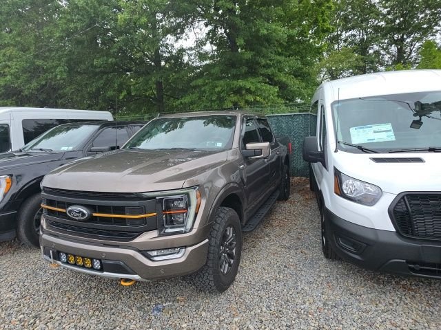 Used 2022 Gray Ford Tremor image 5