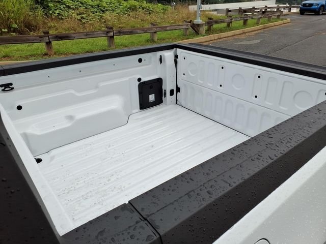 New 2026 Oxford White Ford XLT image 23