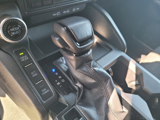 Used 2024 White Toyota Base image 20