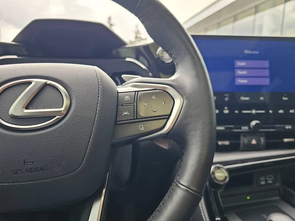 Used 2024  Lexus NX 350 Luxury image 36