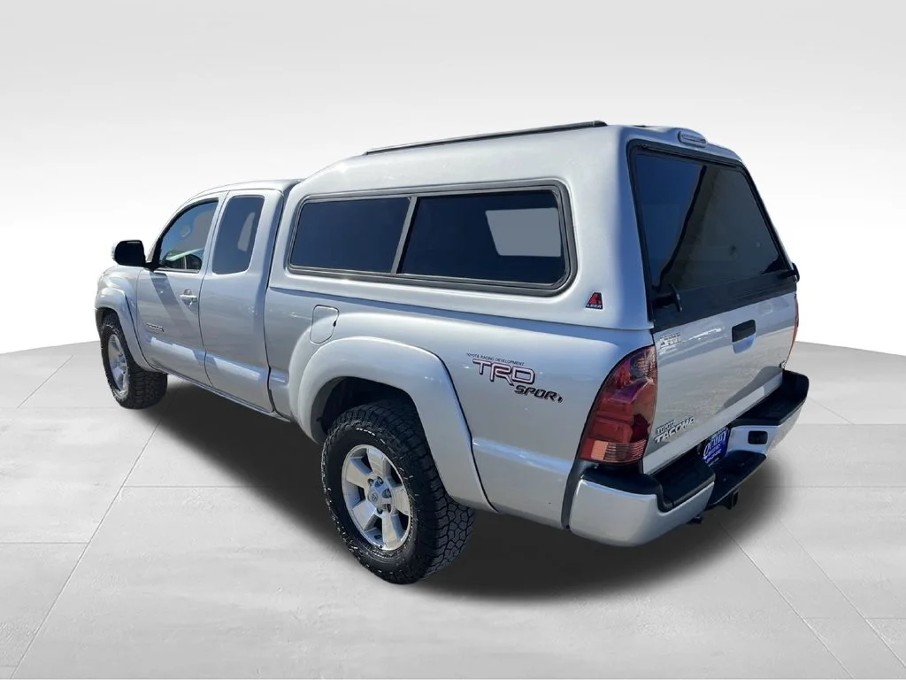 Used 2013 Silver Toyota Base image 7