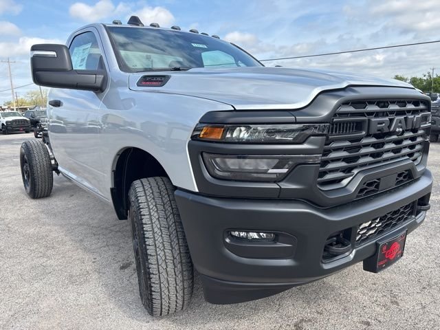 New 2026 Silver-Zynith Exterior Paint RAM Tradesman image 10