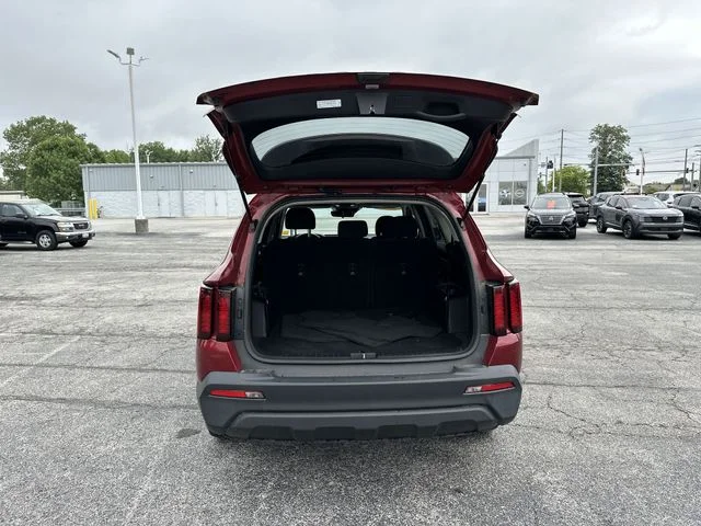 Used 2022 Red Kia LX image 21