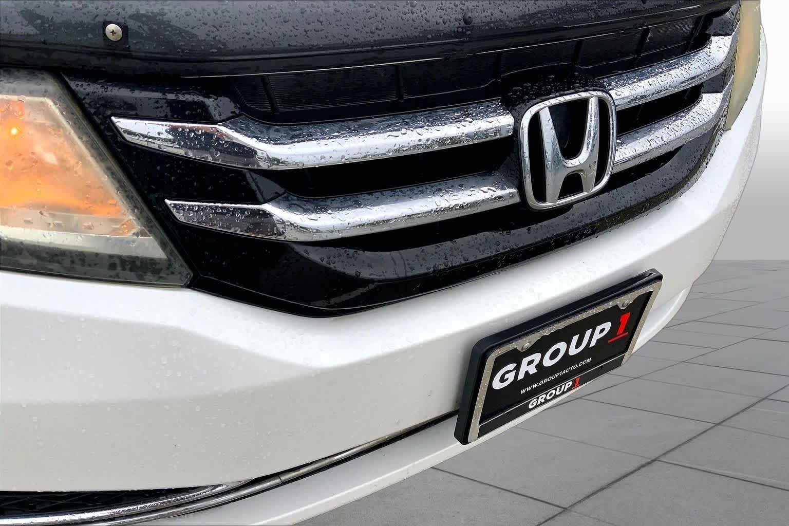 Used 2014 White Diamond Pearl Honda EX-L image 24
