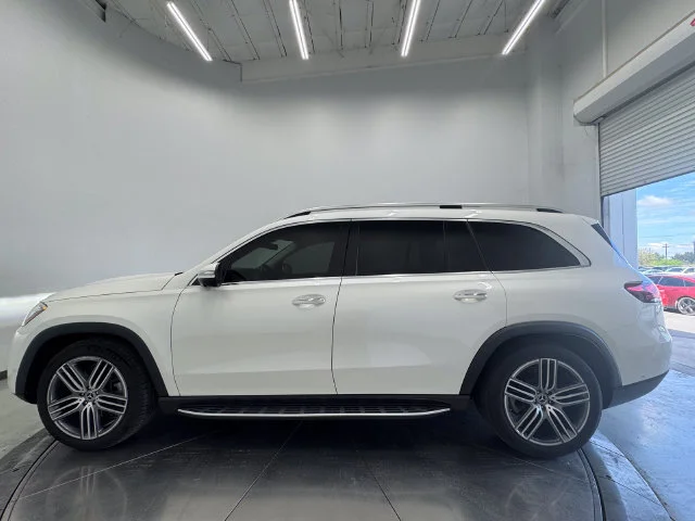 Certified Used 2023 MANUFAKTUR Diamond White Metallic Mercedes-Benz GLS 450 image 15
