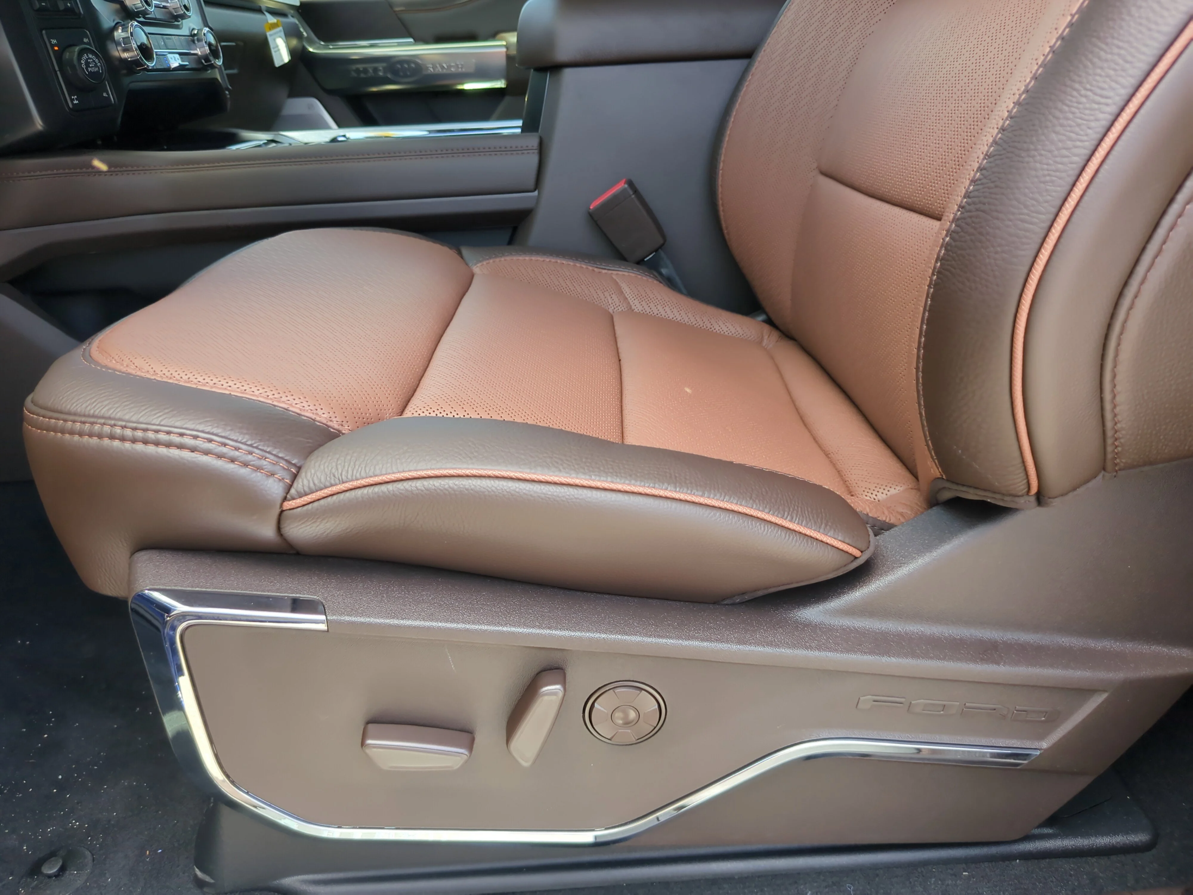New 2026 Argon Blue Metallic Ford F-350® King Ranch® image 21