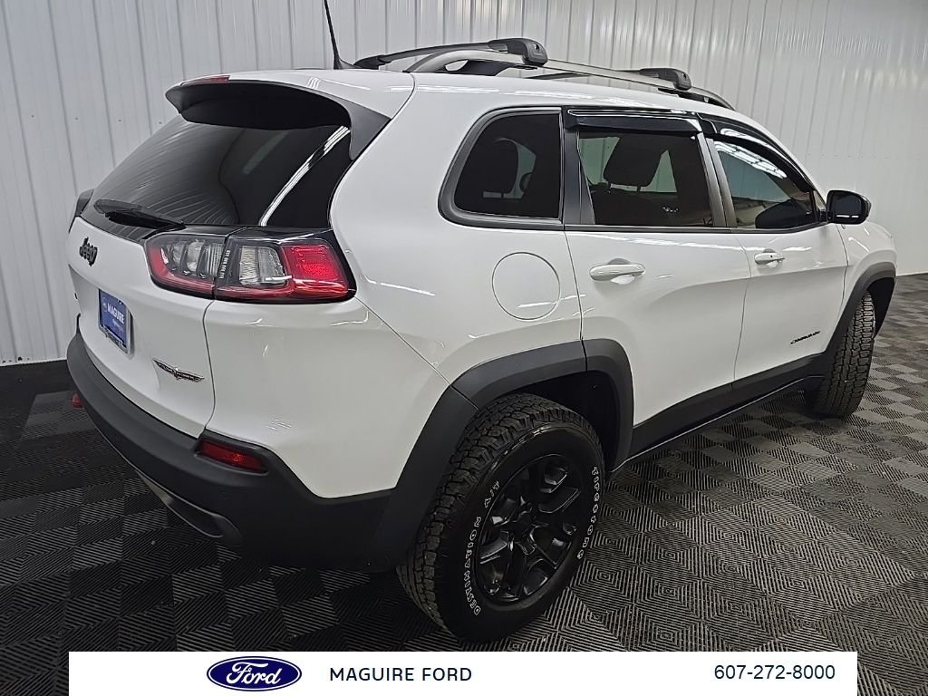 Used 2019 White Jeep Trailhawk image 12